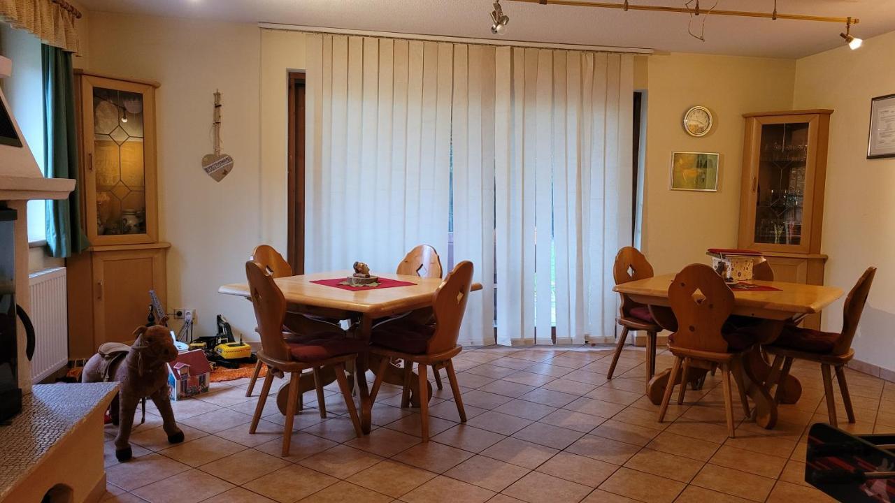 Knaller Der Reiterbauernhof Reisach 外观 照片